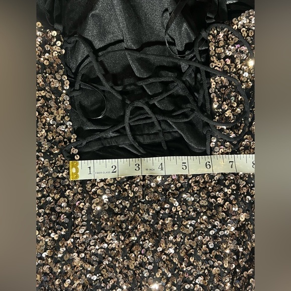 Ashley Lauren -Sequins Cocktail Dress- Euphoria/NYE DRESS - Picture 6 of 9